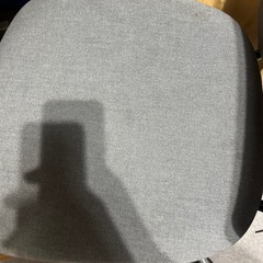 IKEA 収納可能テーブル　イス付きの画像