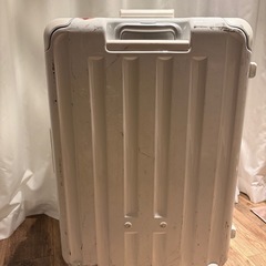 キャリーケースLサイズの画像