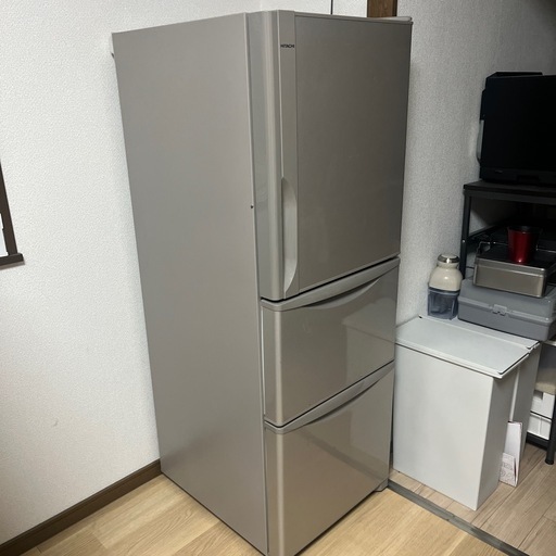 HITACHI265L冷蔵庫 (向井) 横川のキッチン家電《冷蔵庫》の中古 