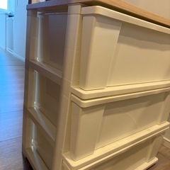 衣装ケースの画像