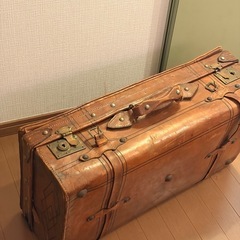 ヴィンテージトランクケースの画像