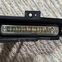 ヴェゼル 左右フォグランプの画像