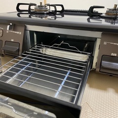 ガスコンロ　2023年製　都市ガス　ホースと接続口付きの画像