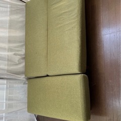 ソファーベッドの画像