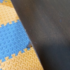 引き出し付き 机の画像