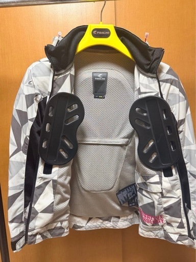 【美品・別売プロテクター付】RSタイチ バイクウェア WM 春夏用