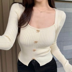 SHEIN  アイボリー 白 ホワイト リボン ニットの画像