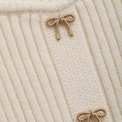 SHEIN  アイボリー 白 ホワイト リボン ニットの画像