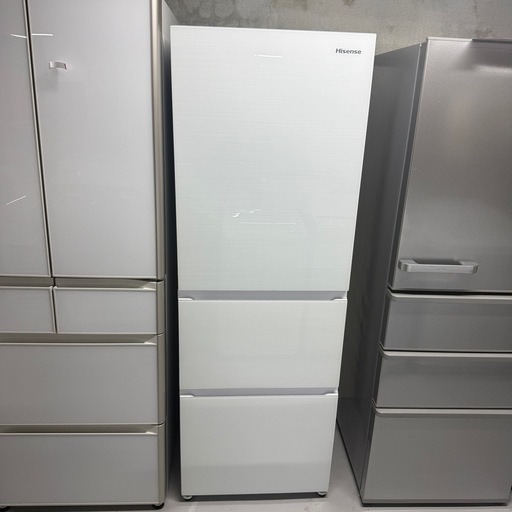 2023年製　ハイセンス　358L 冷蔵庫　HR-G36E3W