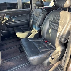 ホンダ　エリシオン　RR1 黒革シートの画像