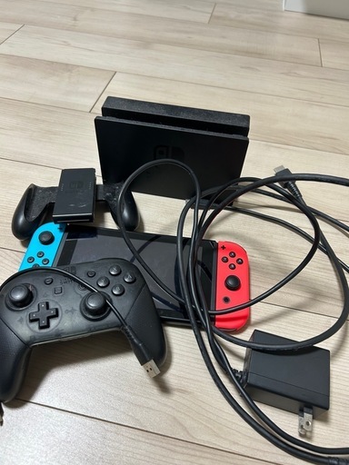 Switch本体とコントローラー