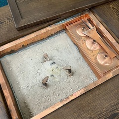 坂2603-1154 囲炉裏付き座卓 キズ汚れ有りの画像