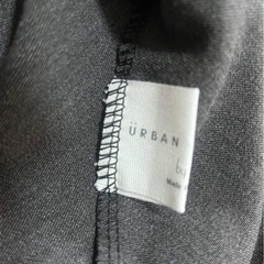 ★新品未使用★ スカート　前にボタンの画像