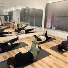 ピラティスするなら身体に精通したスタッフが揃うリモーネに！！の画像