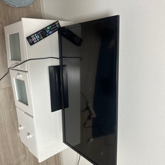 32型テレビ　テレビ台　折り畳みテーブルの画像