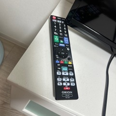 32型テレビ　テレビ台　折り畳みテーブルの画像