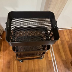 アイリスオーヤマ ＊(旧タイプ)ワゴンの画像