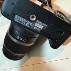 カメラ　一眼レフ　ブラックの画像