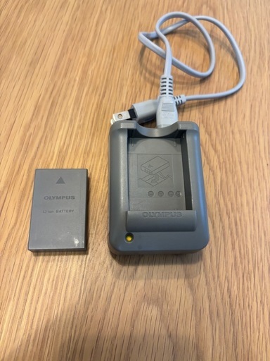 OLYMPUS ミラーレス一眼 E-PL1s レンズキット ホワイト