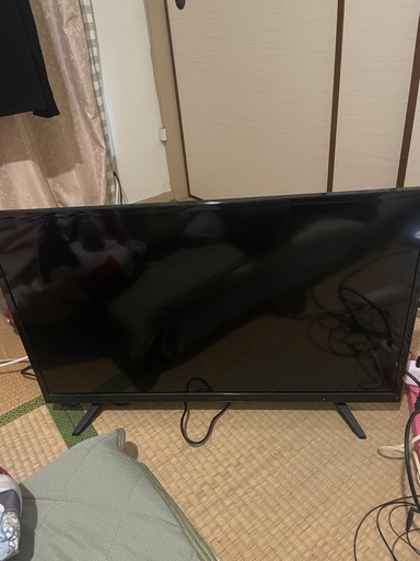 美品薄型テレビ32型リモコン新品電池付き