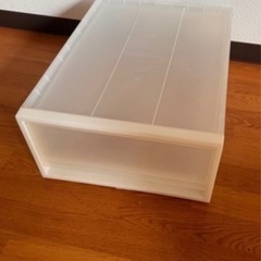 東京都東久留米市発！プラスティック収納ケース4段1つずつ別れますの画像
