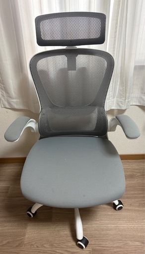 【新生活・美品】元値2万相当！多機能メッシュチェア「ヒューゴ」（ホワイト×グレー）