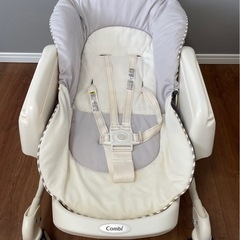 コンビ　　ハイローチェアの画像