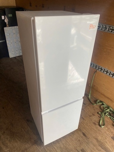 NO B961?福岡市内配送設置無料✨?ハイセンス 冷蔵庫 幅49cm 175L 一人暮らし スリム 大容量冷蔵室122L 静音 右開