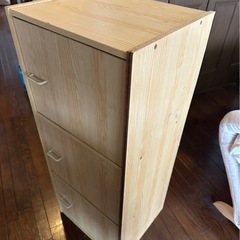 扉付きカラーボックス　オークカラーの画像