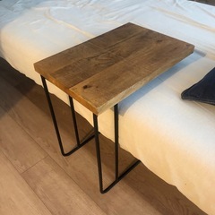 デザインサイドテーブルの画像