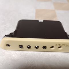 L.R.Baggs M1 Activeとケーブルの画像