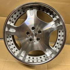 アルミホイールの画像