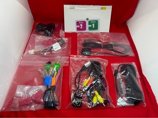 美品☆KENWOOD 2026年春地図　MDV-D406BT 新品バックカメラ付