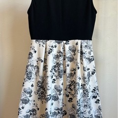 花柄ドッキングワンピース ビジュー襟 フォーマルの画像