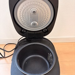 炊飯器の画像