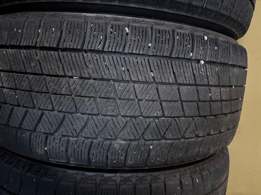 レクサスGS350 純正　225/50/17 VRX3 4本