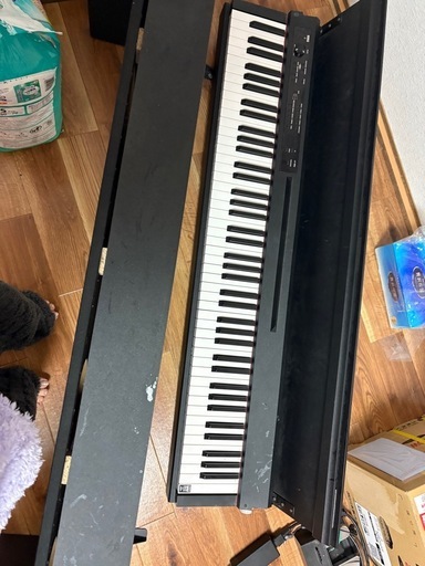 電子ピアノ