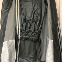 adidas  トレーニングウェア
の画像