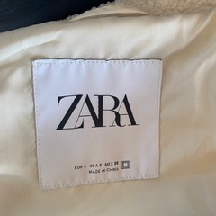 ZARAコートの画像