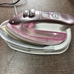 コードレススチームアイロンの画像