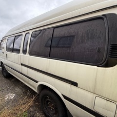 100系ハイエース　5MT ディーゼル　4wd グランドキャビンの画像