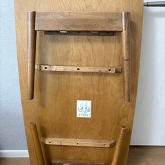 ローテーブル&無印良品　壁につける棚家具箱の画像