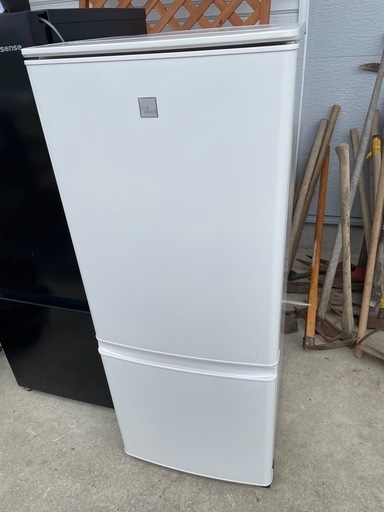 1h28.20年製 146L 三菱ノンフロン冷凍冷蔵庫 MR-P15EE-KW1 (中古店不 