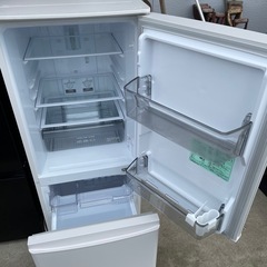 1h28.20年製 146L 三菱ノンフロン冷凍冷蔵庫 MR-P15EE-KW1 (中古店不 