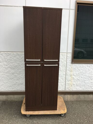 JM20922Y キッチンストッカー/食器棚（分離不可） ・外寸 　幅：約60cm 高さ：約180cm 奥行：約45cm中古品【取りに来られる方限定】 　