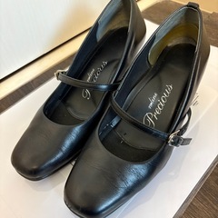 取引中　バッグ×1  、靴(22.5cm)×1の画像