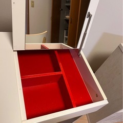 ドレッサー、鏡台の画像
