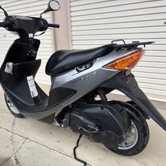 ⭐️アドレスV50低燃費FI⭐️プラグ・グリップ・エンジンオイルなど新品交換済み⭐️50cc原付スクーター⭐️の画像