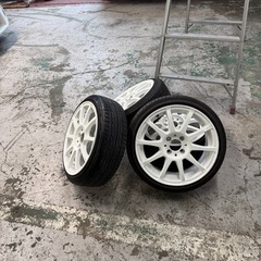 ホイールタイヤセットの画像
