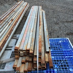 角パイプ40本4mまとめ売りの画像